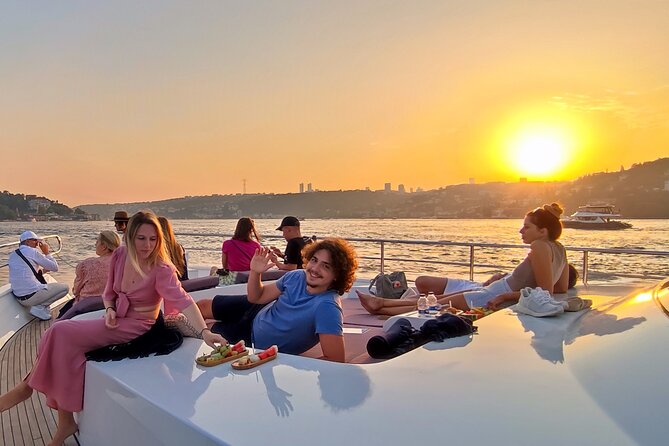 Bosphorus Sunset Sightseeing Yacht Cruise With Refreshments - Recommendations for Visitors