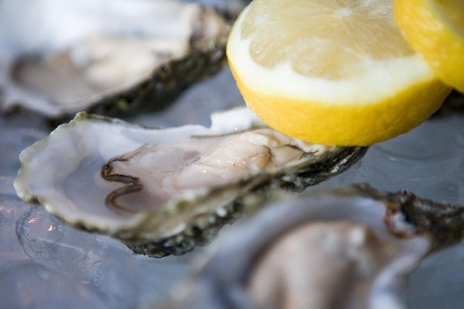 Dublin Traditional Irish 3 Course Meal Walking Tour With Local - Customization and Flexibility