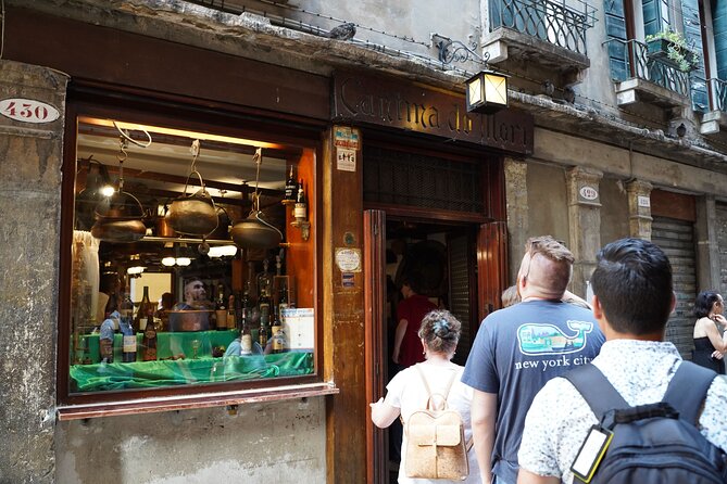 Experience Venice Like a Local: Small Group Cicchetti & Wine Tour - Rave Reviews and Recommendations