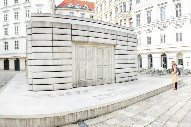 Historical Hitler Walking Tour of Vienna - Accessibility and Recommendations
