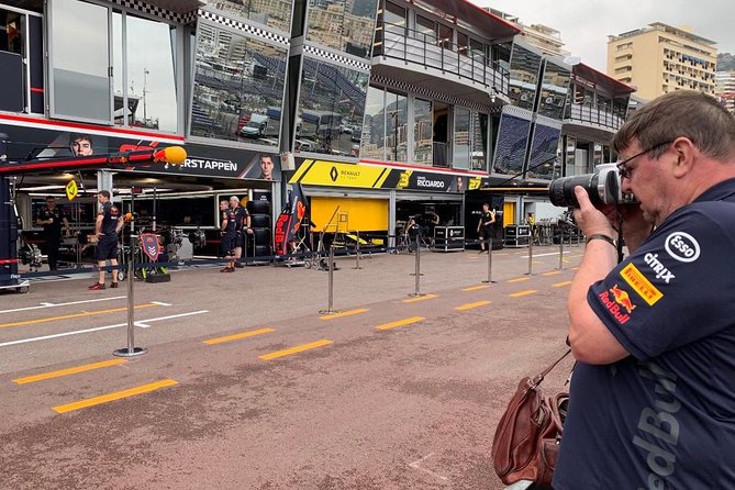 Monaco Formula 1 Walking Tour - The INSIDE Track Monaco F1 - Highlights Along the Tour Route