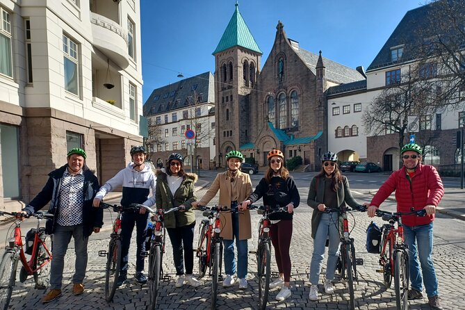Oslo Highlights Bike Tour - Discovering Akerhus Castle and Fortress