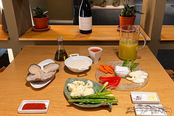 Paella Cooking Class, Wine Tasting & Central Market in Valencia - Highlights of the Cooking Class and Participant Feedback