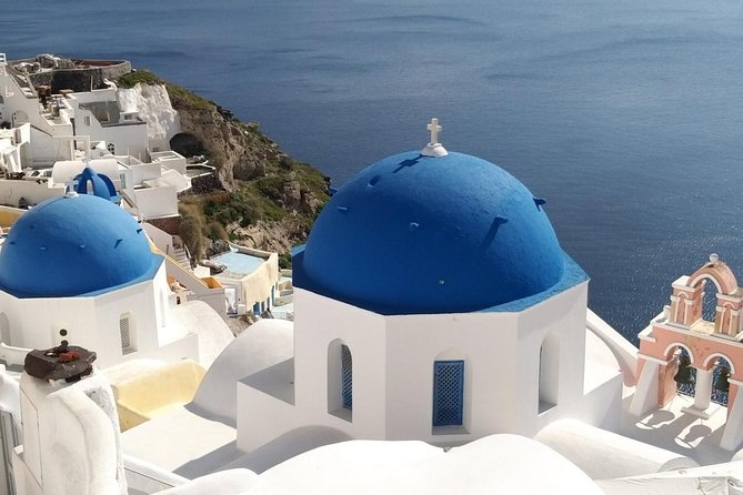 Private Classic Santorini Panorama: Visit the Most Popular Destinations! - Exploring Santorinis Iconic Landmarks