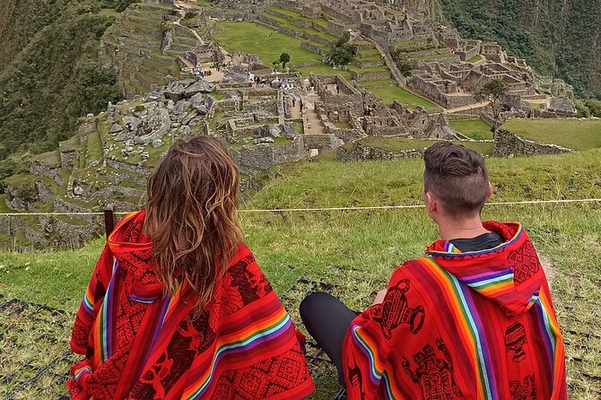 Private Professional Guide in Machupicchu From Aguas Calientes. - Customized and Personalized Experience