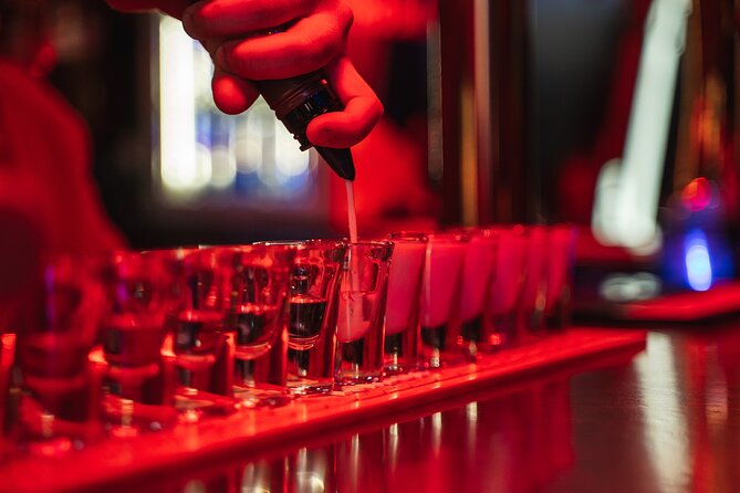 Rome Nightlife Experience: Guided Bar Crawl With Local Expert - Convenient Meeting and End Points