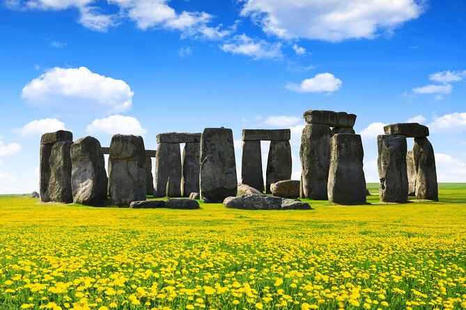 Stonehenge and Windsor From London - Discovering Windsor Castle