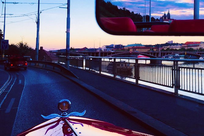 1,5 Hour Oldtimer Convertible Prague Sightseeing Tour - Tour Overview