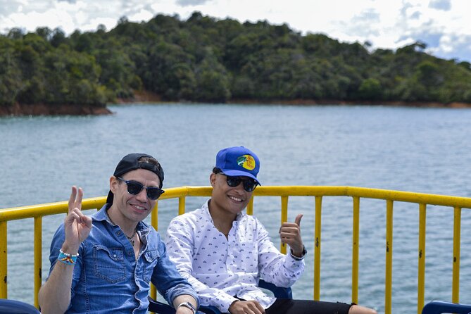 Day Trip to Guatapé With ,Breakfast, Lunch and Boat Ride - Guatapé Lake Boat Tour