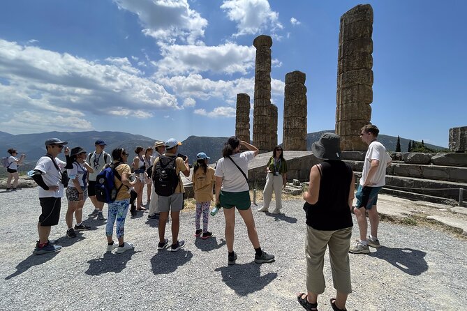 Delphi Oracle Premium Tour With Live Guide and Entrance Tickets - Exploring the Delphi Archaeological Museum