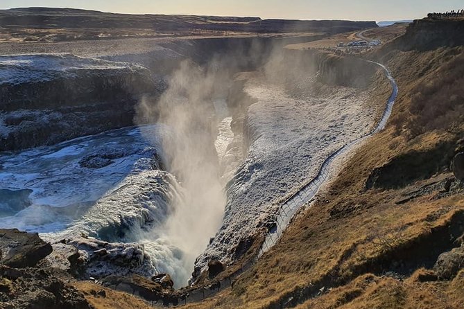 Golden Circle and Kerid Volcanic Crater Small-Group Day Tour - Meeting and Pickup Details