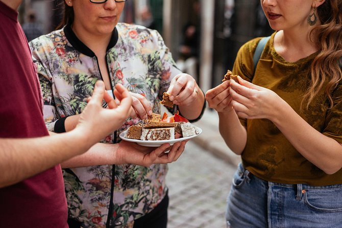 Porto Private Food and Drink Tasting Tour With Local - Customizing Your Tasting Experience