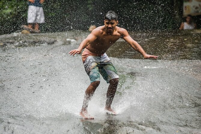 Private Waterfalls and Still Jeep 4x4 6hrs by Jango Paraty - Navigating the Jeep 4x4 Trail