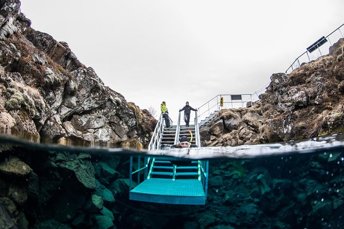 Silfra: Snorkeling Between Tectonic Plates - Meet on Location - What to Expect During the Snorkeling Adventure
