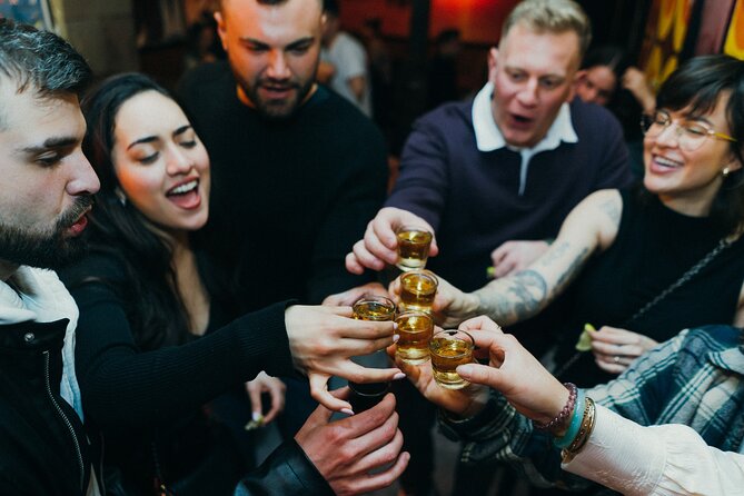 Rome Nightlife Experience: Guided Bar Crawl With Local Expert - Key Points