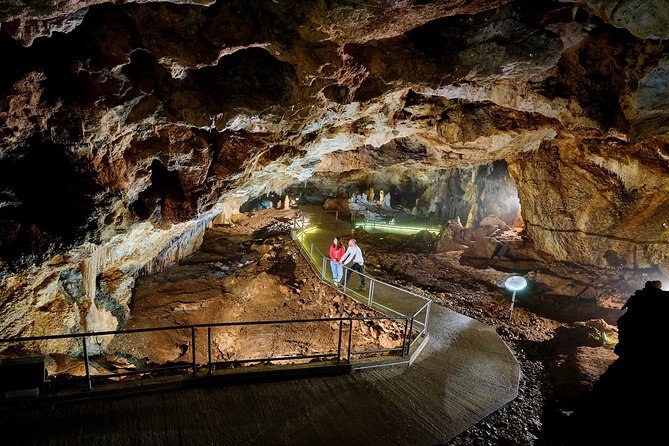 1-Hour Guided Lipa Cave Adventure in Montenegro - The Guided Experience