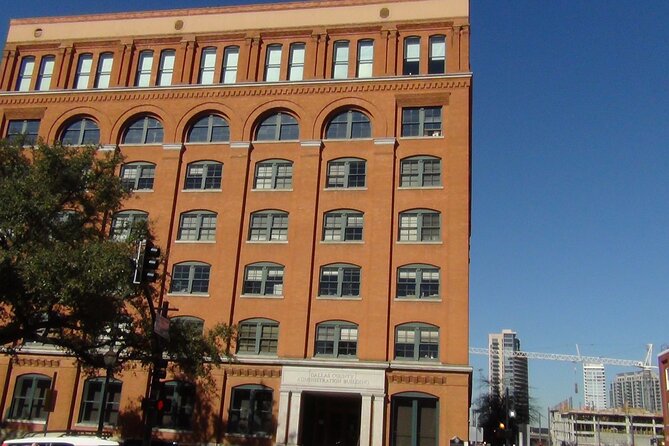 1-Hour JFK Assassination Walking Tour - Guided Commentary
