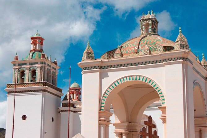 2 Day Trip From La Paz: Copacabana & Isla Del Sol (Night in Isla Del Sol) - Inclusions and Transport Details