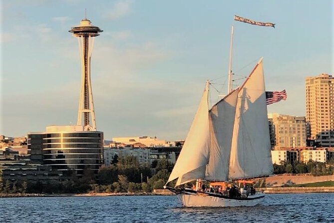 2-Hour Seattle Sailing Harbor Tour - Onboard Experience