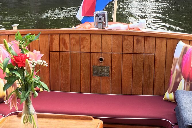 Amsterdam Intimate Small-Group Cruise on the Royal Jonckvrouw - Cruise Details and Amenities