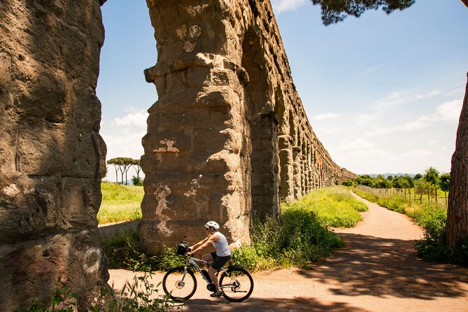 Appian Way, Catacombs and Aqueducts Park Tour With Top E-Bike - Experience the Roman Aqueducts