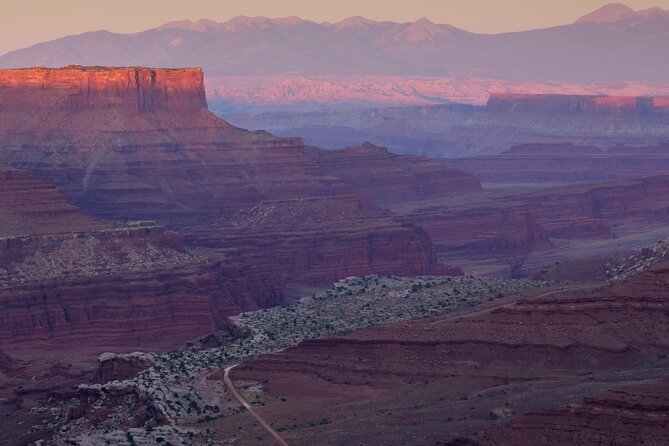 Arches and Canyonlands 4X4 Adventure From Moab - Guided Tour by Experienced and Knowledgeable Professionals