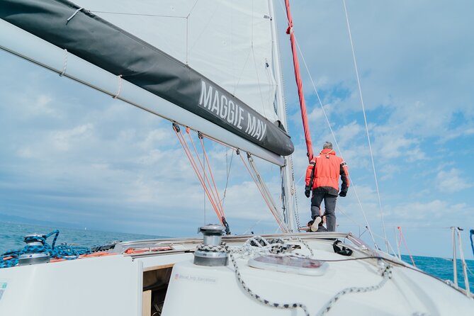 Barcelona Private Sunset Sailing With Drinks - Meeting Location and Tour Details