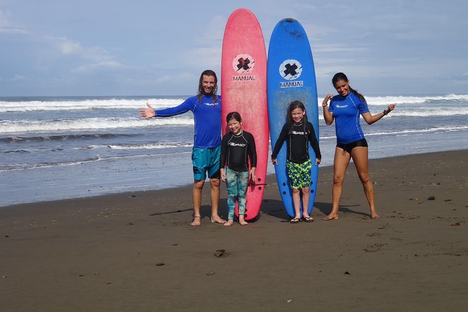 Beginner Surf Lesson - Arriving at the Meeting Point