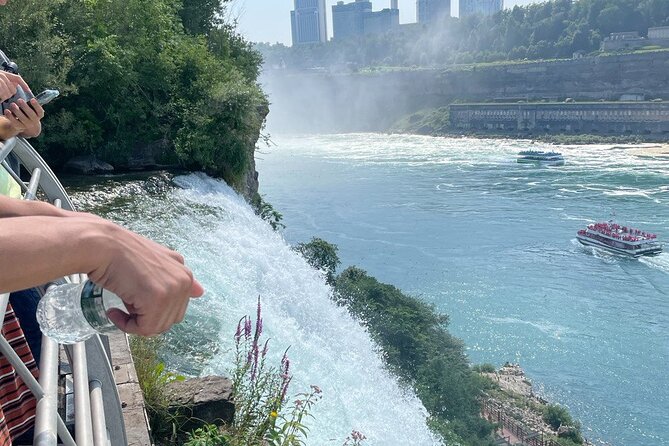 Best of Niagara Falls USA + Cave of the Winds + Maid of the Mist - What to Expect During the Tour