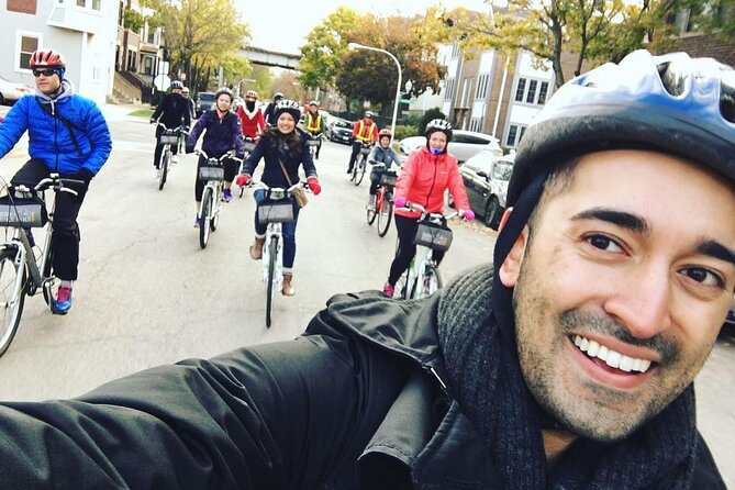 Bike Tour of Chicagos Lakefront Neighborhoods - Tour Experience and Pace