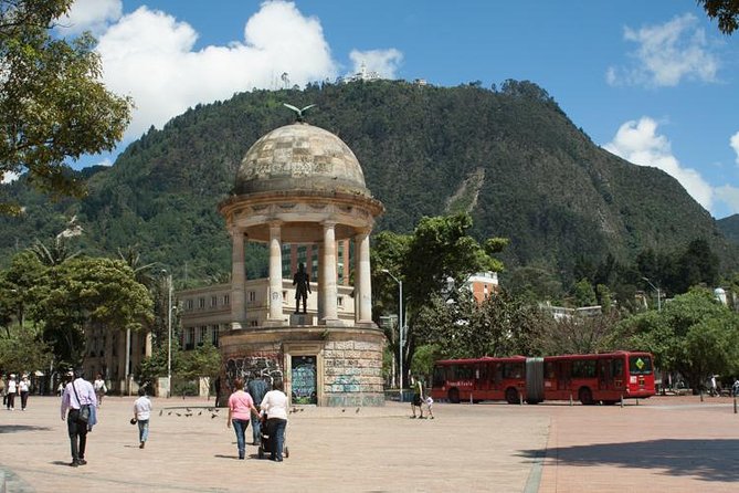 Bogotá Layover: Private 4-6 Hour Flexible City Tour - Exploring La Candelaria
