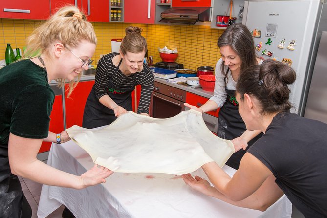 Bosnian Cooking Lessons - Inclusion and Exclusion