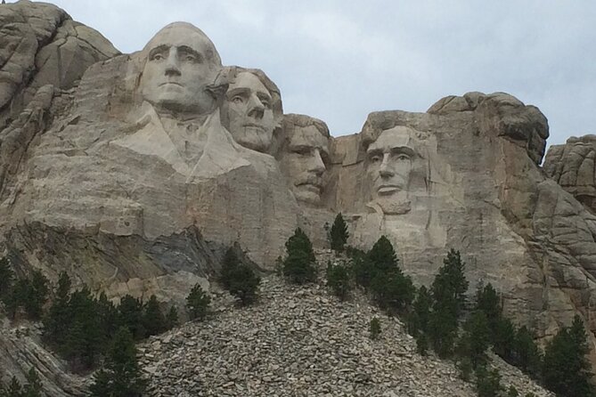 Bus Tour of Mount Rushmore and the Black Hills - Itinerary Highlights