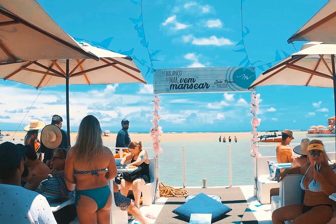 Catamaran Trip to Areia Vermelha Island With Transfer - Amenities and Inclusions
