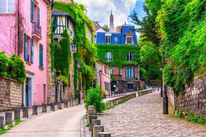 Escape Game in Montmartre - Guided Tour Through Historic Landmarks