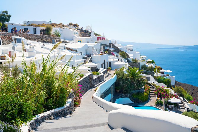 Explore Santorini With a Local - 4 Hours Private Tour - Explore Kamari Beach and Shops