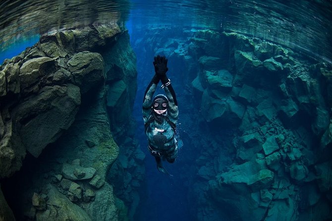 Freedive Silfra Half Day Tour - Unique Experience of Freediving Between Two Continents
