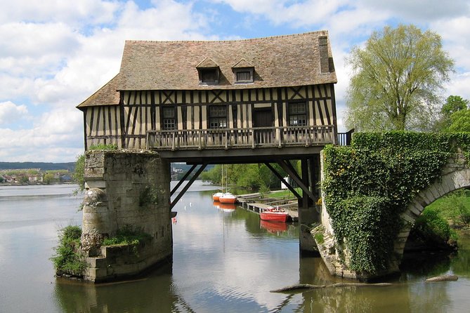 From Paris: Monet Gardens & Giverny Bike Tour With Picnic Stop - Key Sites