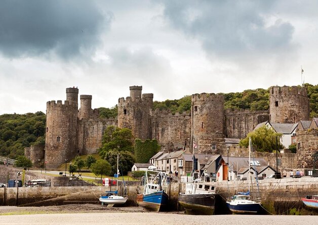 Full-Day North Wales Sightseeing Adventure From Manchester - Meeting Point and Schedule