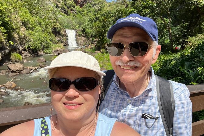 Full Day Oahu Tour With Byodo Temple & Waimea Waterfalls - Meeting and Pickup Details