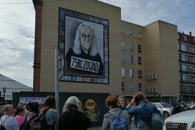 Glasgow Street Art Daily Walking Tour: 2pm - Learning About Local Artists and Culture