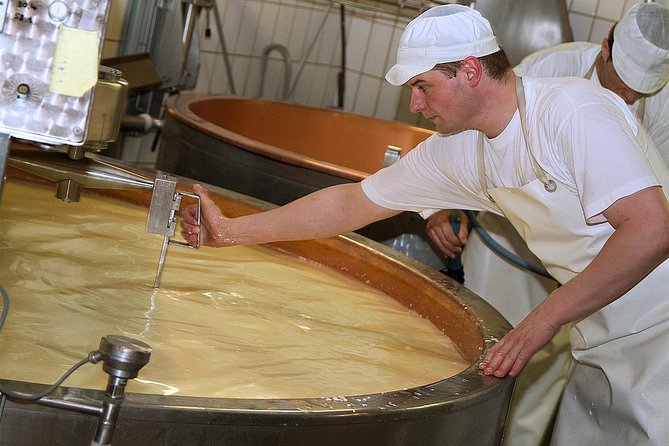 Gruyères Tour From Geneva With Train, Chocolate and Cheese - Discovering the Medieval Village of Gruyères