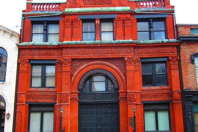 Guided Savannah Civil War History Walking Tour - Navigating the Antebellum Historic District