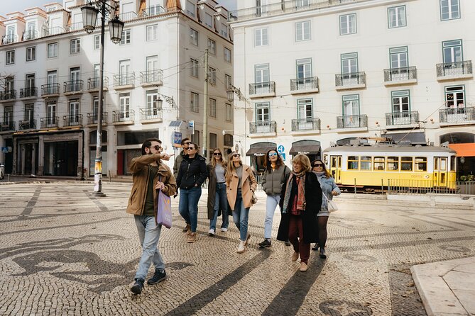 Heart of Lisbon Food Tour: Baixa, Chiado & Bairro Alto - Tour Experience