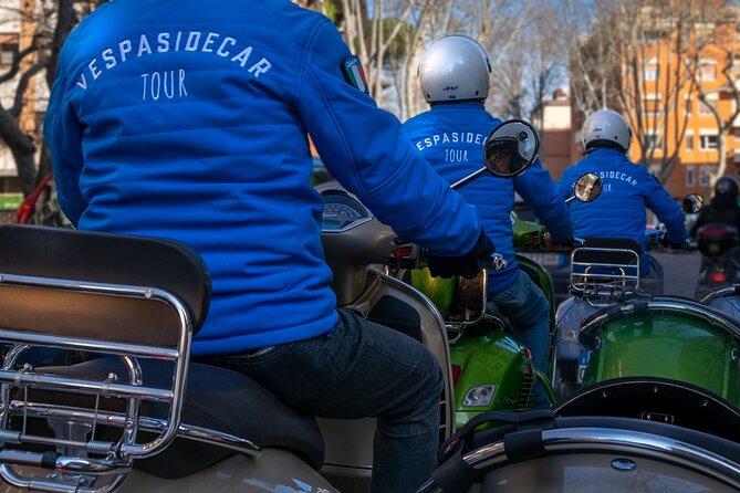 Highlights of Rome Vespa Sidecar Tour in the Afternoon With Gourmet Gelato Stop - Touring Romes Iconic Locations