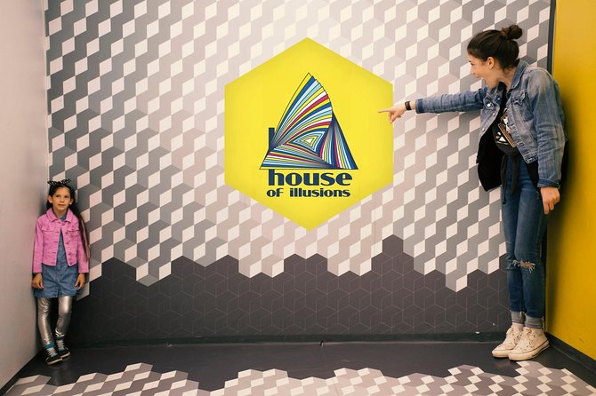 House of Illusions Ljubljana Entrance Ticket - Museum Features
