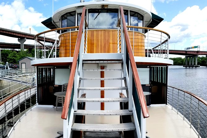 Hudson River Sightseeing Cruise From Albany - Amenities and Services