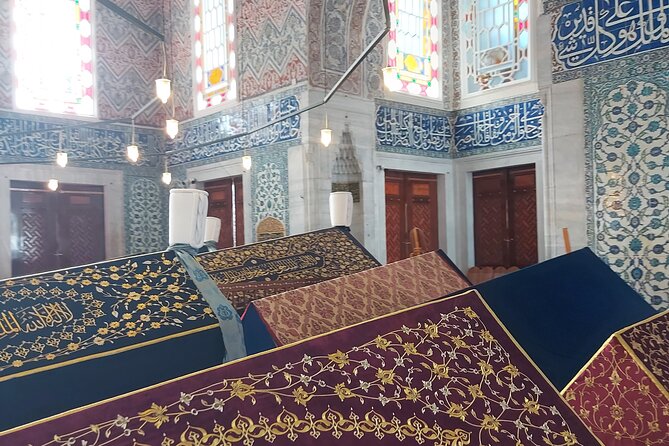 Istanbul Highlights! Blue Mosque, Hagia Sophia, Topkapı and More! - Marveling at the Architectural Wonders of Hagia Sophia