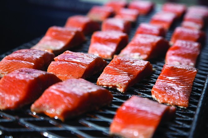 Juneau Whale Watching and Salmon Bake - Salmon Bake Experience