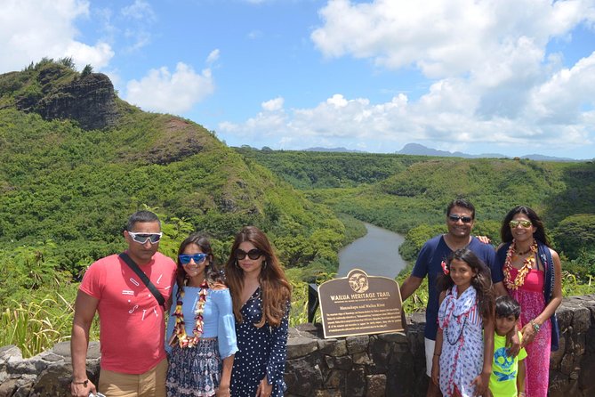 Kauais South & East Small Group Tour. Legends & Waterfalls - Inclusions and Accessibility